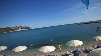 immagine della webcam nei dintorni di Offagna: webcam Portonovo