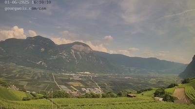 immagine della webcam nei dintorni di Cles: webcam Cortaccia sulla Strada del Vino