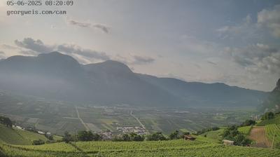 immagine della webcam nei dintorni di Varena: webcam Cortaccia sulla Strada del Vino