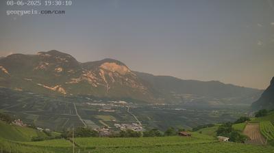 immagine della webcam nei dintorni di Fai della Paganella: webcam Cortaccia sulla Strada del Vino