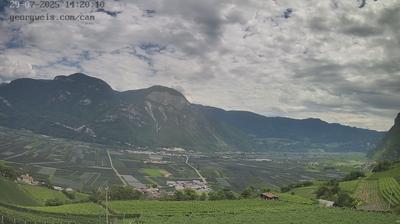 immagine della webcam nei dintorni di Cavalese: webcam Cortaccia sulla Strada del Vino