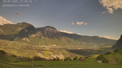 immagine della webcam nei dintorni di Fai della Paganella: webcam Cortaccia sulla Strada del Vino