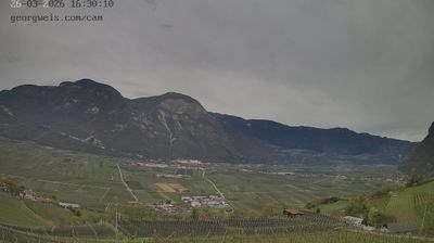 immagine della webcam nei dintorni di Baselga di Pinè: webcam Cortaccia sulla Strada del Vino