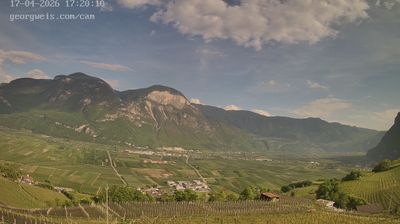 immagine della webcam nei dintorni di Fai della Paganella: webcam Cortaccia sulla Strada del Vino
