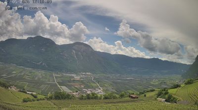 immagine della webcam nei dintorni di Egna: webcam Cortaccia sulla Strada del Vino