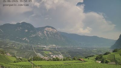 immagine della webcam nei dintorni di Baselga di Pinè: webcam Cortaccia sulla Strada del Vino