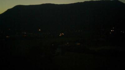 immagine della webcam nei dintorni di Passo delle Fittanze: webcam Caprino Veronese