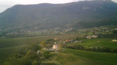 immagine della webcam nei dintorni di Moniga del Garda: webcam Caprino Veronese