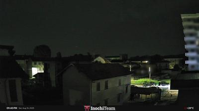 immagine della webcam nei dintorni di Meina: webcam Borgomanero