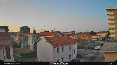 immagine della webcam nei dintorni di Ameno: webcam Borgomanero