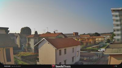 immagine della webcam nei dintorni di Meina: webcam Borgomanero