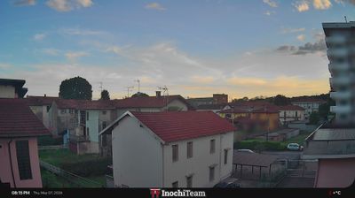 immagine della webcam nei dintorni di Pella: webcam Borgomanero