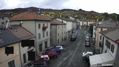 immagine della webcam nei dintorni di Castiglione di Garfagnana: webcam Piandelagotti
