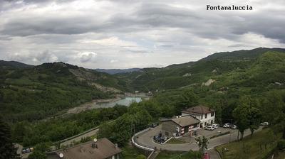 immagine della webcam nei dintorni di Capanne di Sillano: webcam Piandelagotti