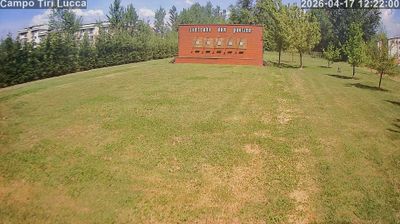 immagine della webcam nei dintorni di Viareggio: webcam Lucca