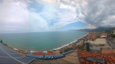 immagine della webcam nei dintorni di Peagna: webcam Borgio Verezzi