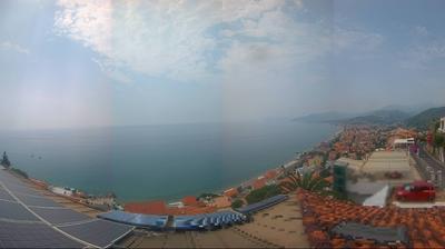 immagine della webcam nei dintorni di Campochiesa: webcam Borgio Verezzi