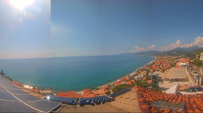 immagine della webcam nei dintorni di Toirano: webcam Borgio Verezzi