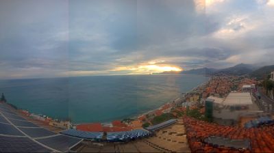 immagine della webcam nei dintorni di Giardini: webcam Borgio Verezzi