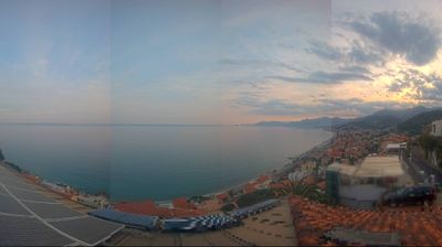 immagine della webcam nei dintorni di Albenga: webcam Borgio Verezzi