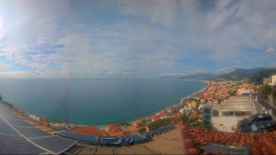 immagine della webcam nei dintorni di Tovo San Giacomo: webcam Borgio Verezzi