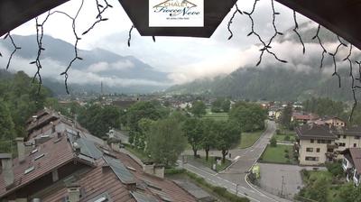 immagine della webcam nei dintorni di Tione di Trento: webcam Carisolo