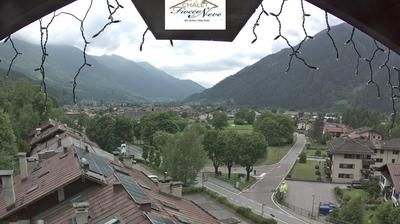 immagine della webcam nei dintorni di Zuclo: webcam Carisolo
