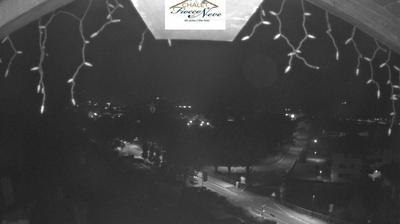 immagine della webcam nei dintorni di Pinzolo: webcam Carisolo