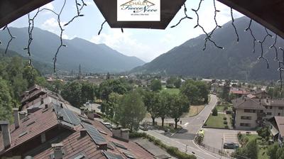 immagine della webcam nei dintorni di Passo Tonale: webcam Carisolo