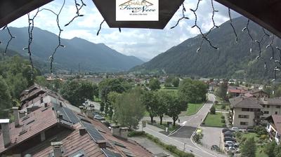 immagine della webcam nei dintorni di Vermiglio: webcam Carisolo