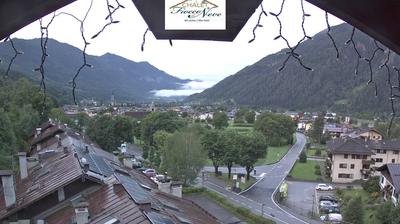 immagine della webcam nei dintorni di Passo Groste': webcam Carisolo