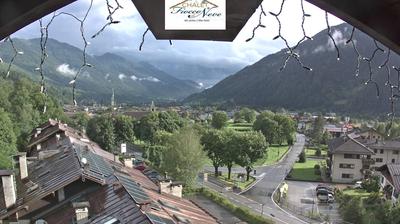 immagine della webcam nei dintorni di Spiazzo: webcam Carisolo