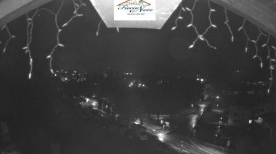 immagine della webcam nei dintorni di Monte Spinale: webcam Carisolo