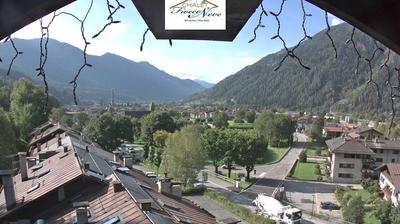 immagine della webcam nei dintorni di Passo Groste': webcam Carisolo