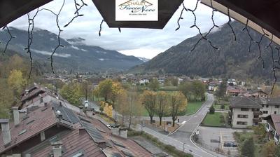 immagine della webcam nei dintorni di Passo Tonale: webcam Carisolo