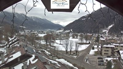 immagine della webcam nei dintorni di Marilleva: webcam Carisolo