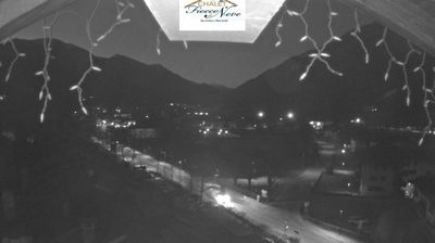 immagine della webcam nei dintorni di Molveno: webcam Carisolo