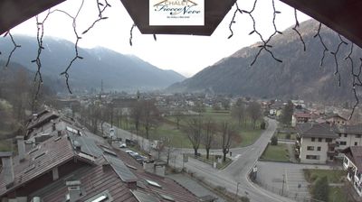 immagine della webcam nei dintorni di Roncone: webcam Carisolo