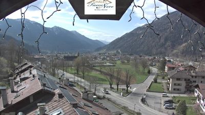 immagine della webcam nei dintorni di Passo Groste': webcam Carisolo