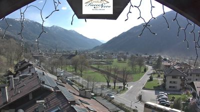 immagine della webcam nei dintorni di Sant'Antonio di Mavignola: webcam Carisolo