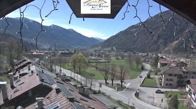 immagine della webcam nei dintorni di Madonna di Campiglio: webcam Carisolo
