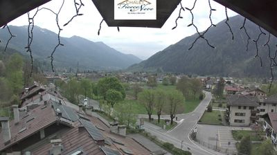 immagine della webcam nei dintorni di Spiazzo: webcam Carisolo
