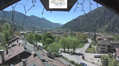 immagine della webcam nei dintorni di Andalo: webcam Carisolo
