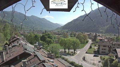 immagine della webcam nei dintorni di San Lorenzo in Banale: webcam Carisolo