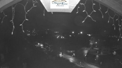 immagine della webcam nei dintorni di San Lorenzo in Banale: webcam Carisolo