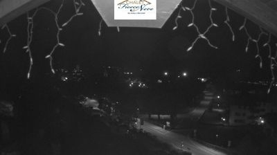 immagine della webcam nei dintorni di Sant'Antonio di Mavignola: webcam Carisolo