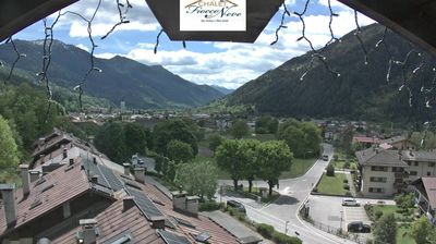 immagine della webcam nei dintorni di Molveno: webcam Carisolo