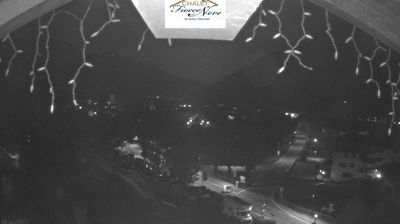 immagine della webcam nei dintorni di Peio: webcam Carisolo