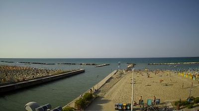 immagine della webcam nei dintorni di Pesaro: webcam Portoverde