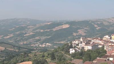 immagine della webcam nei dintorni di Castelluccio Valmaggiore: webcam San Bartolomeo in Galdo